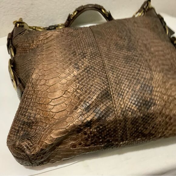 COACH LTD BLEECKER CHOCOLATE PRINTED PYTHON SLIM DUFFLE SHOULDER BAG PURSE RARE! - Picture 9 of 16
